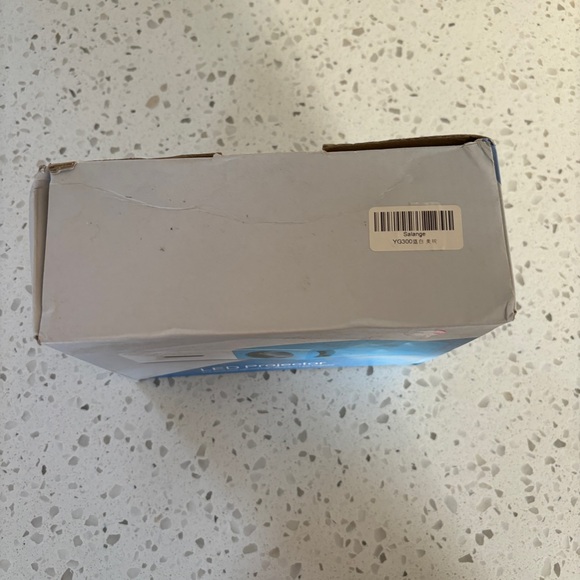 Viral Mini Projector in Blue - BRAND NEW - Picture 4 of 9